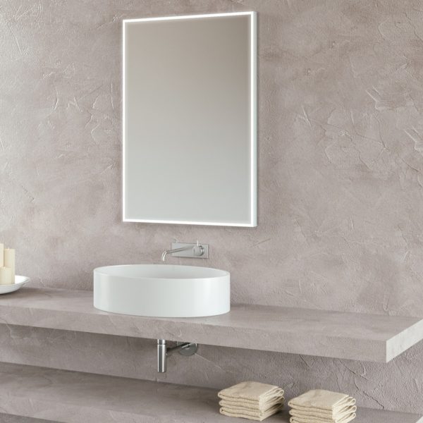 آینه دیواری همراه با نورپردازی مدل QUADRO